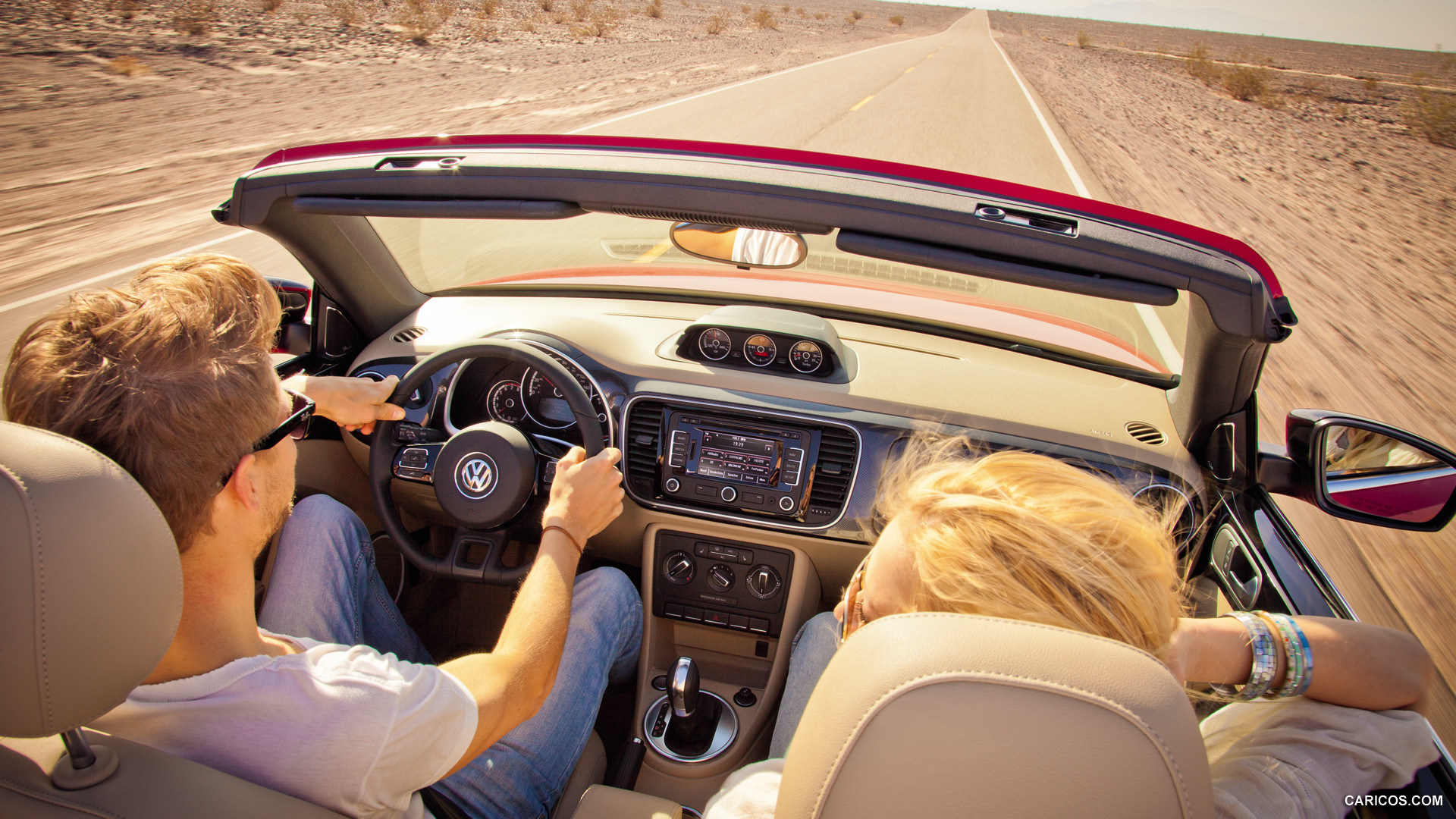 2013_volkswagen_beetle_convertible_6_1920x1080