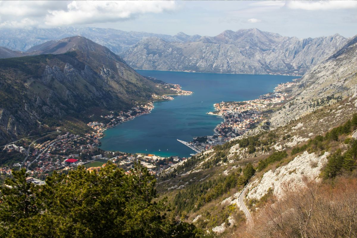 Driving in Montenegro: What Tourists Should Know Before Renting a Car
